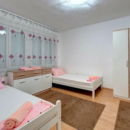 Sena * Mostar